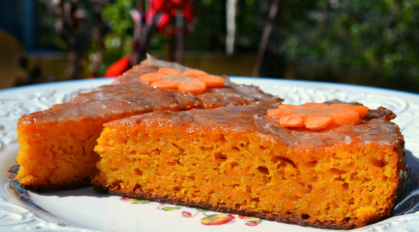 Морковный пирог в мультипекаре Редмонд