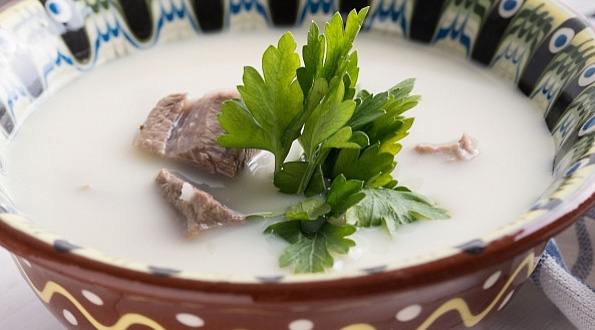 Суп из баранины по-турецки в мультиварке Редмонд